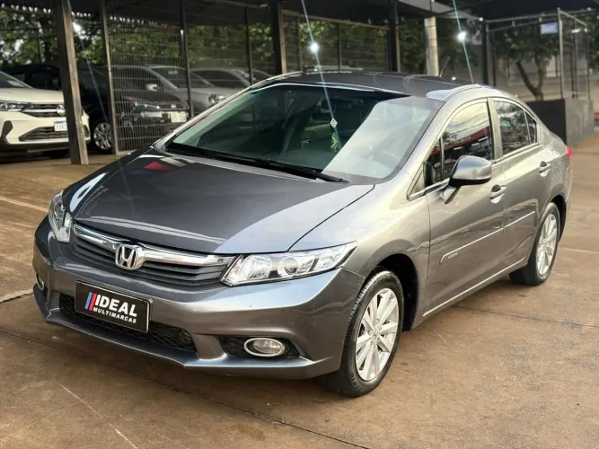 Honda Civic Sedan LXS 1.8/1.8 Flex 16V Aut. 4P 2014