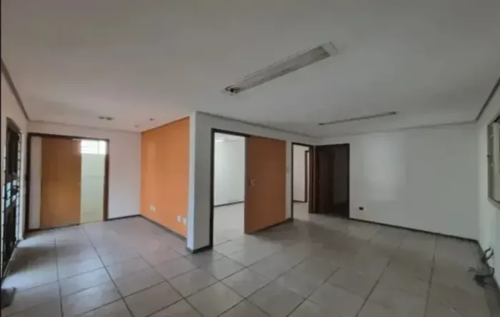Casa comercial para locação com 135m² no bairro Santa Inês em BH