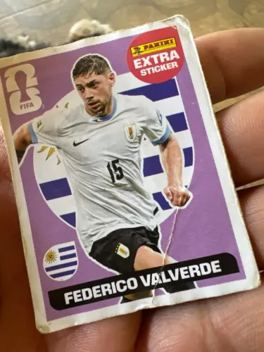 Figurinha extra legend roxa Frederico Valverde