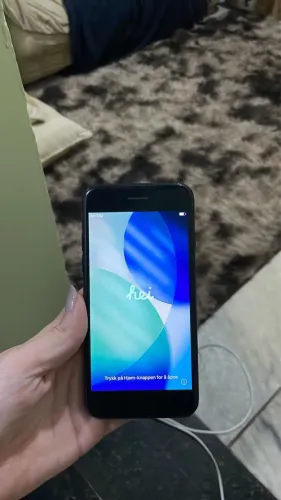 iPhone SE 2ª Geração - 128GB