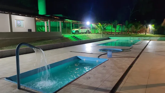 Sítio maravilhoso com duas casas montadas próx BR 040 perto de Sete Lagoas