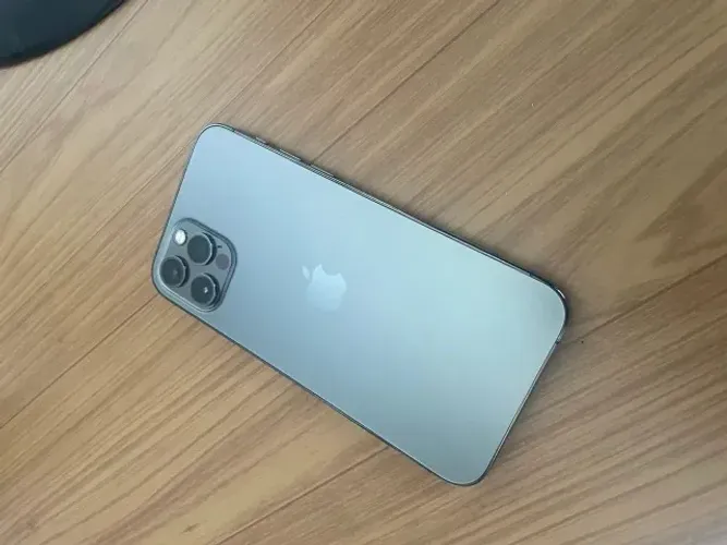 Phone 12 Pro retirada de peças