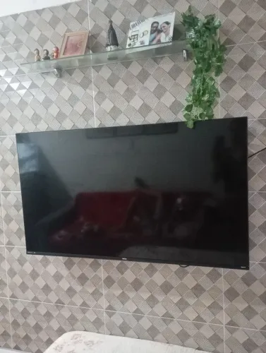 Televisão pra aproveitar as peças 43 plg e 50 plg