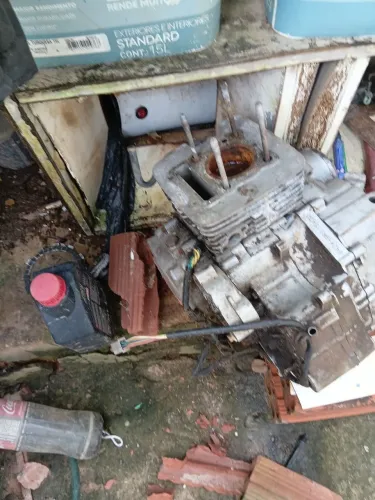 Motor de moto pra retirada de peças 