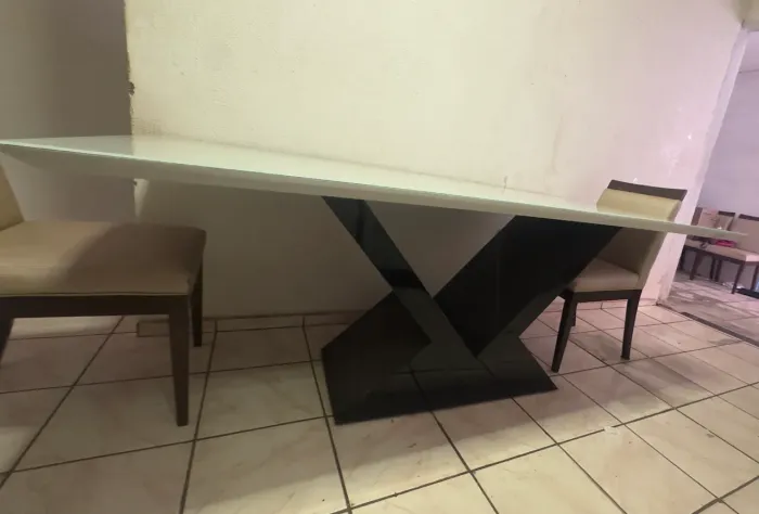 Mesa de 8 lugares 