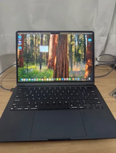MacBook Air M3 256gb 16gb