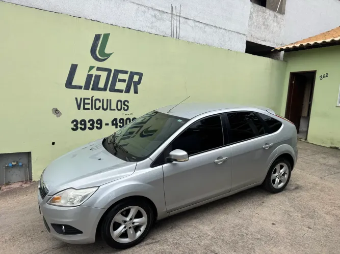 Ford Focus 1.6 S/se/se Plus Flex 8v/16v 5P 2011