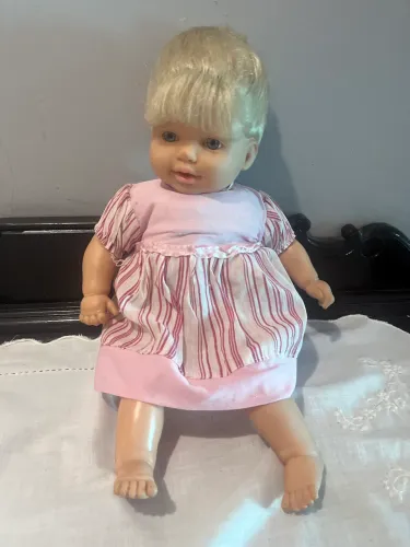 Boneca cotiplas