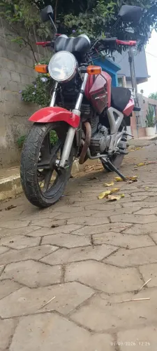 Motocicleta Honda CBX 250 TWISTER COR VERMELHA ANO 2007
