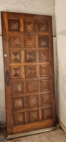 PORTA Diferenciada EM MADEIRA por APENAS 699,00 reais