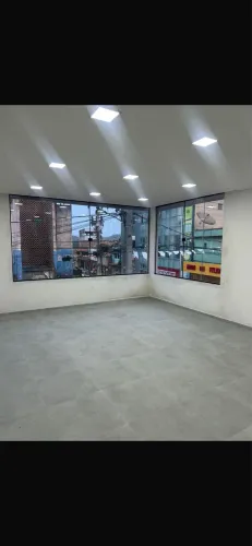 Salas comerciais disponíveis
