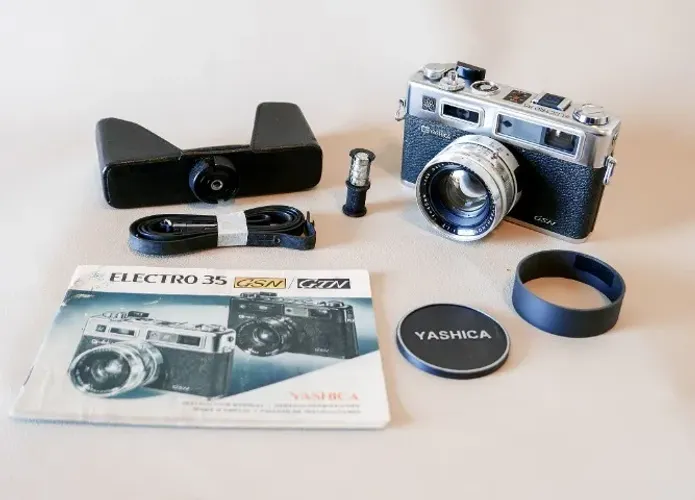Camera Yashica GSN Electro 35 - Impecavel - Toda Funcional