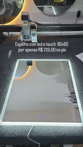 Espelho com LED e Botão Touch 80x60 - Pronta Entrega 