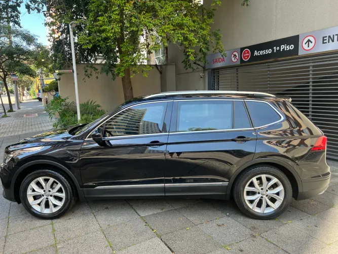 Volkswagen Tiguan Allspac Comf 250 TSI 1.4 Flex 2018