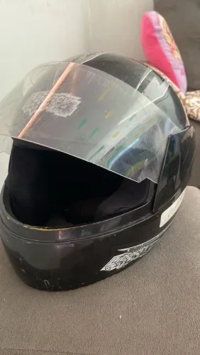 Capacete