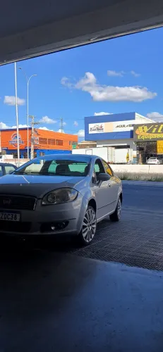 Fiat Linea Absolute 1.9/1.8 Flex Dualogic 4P 2009