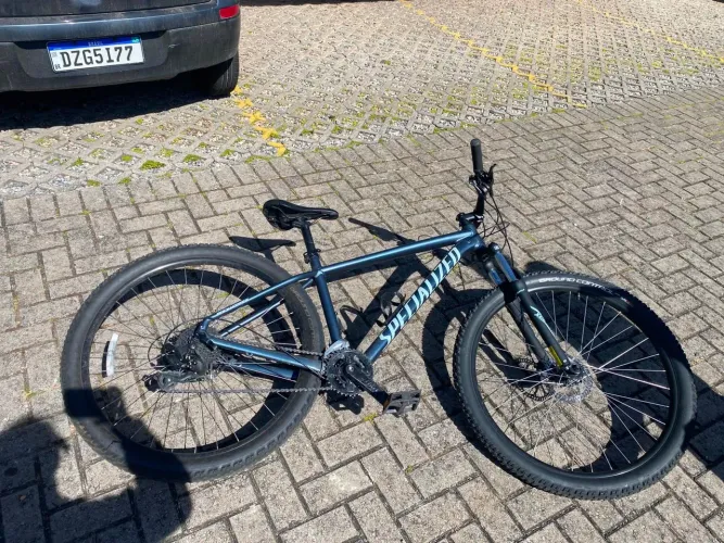 Vende-se está bicicleta