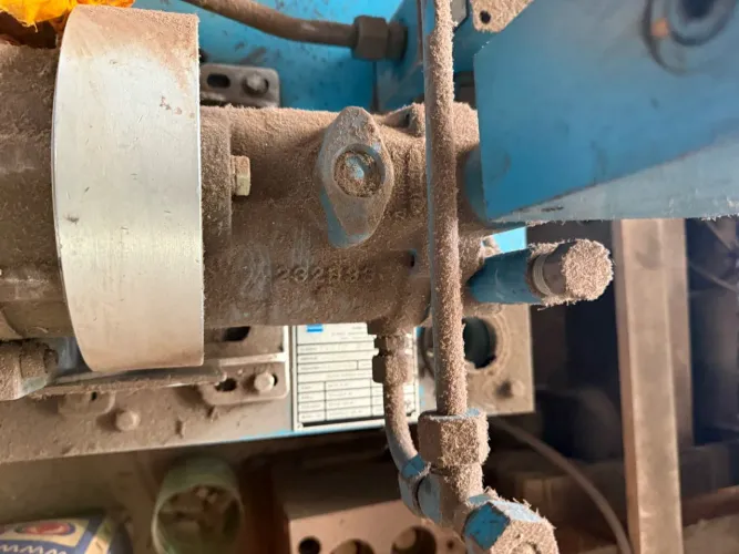 Unidade Hidráulica Industrial com Motor Trifásico 220 V