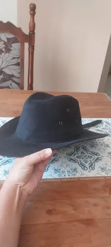 Chapéu cowboy preto