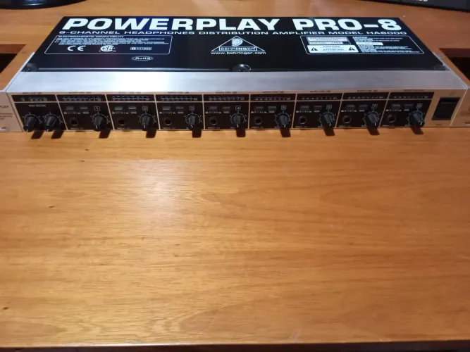 Power play Behringer