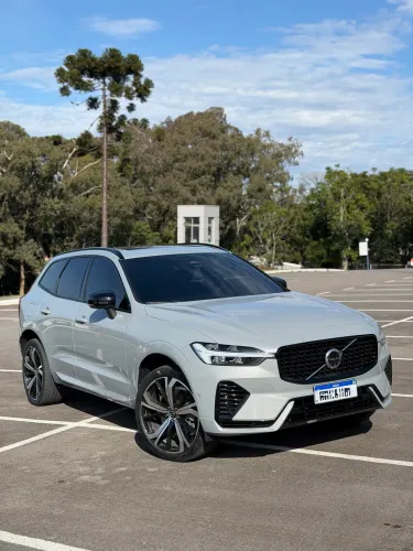 Volvo XC-60 T-8 Ultim.dark 2.0 AWD (híbrido) 2024
