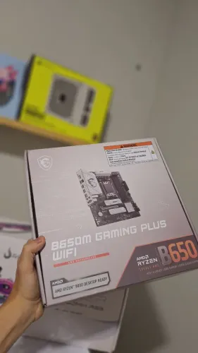 PLACA MAE MSI B650M GAMING PLUS WIFI PRATICAMENTE NOVA