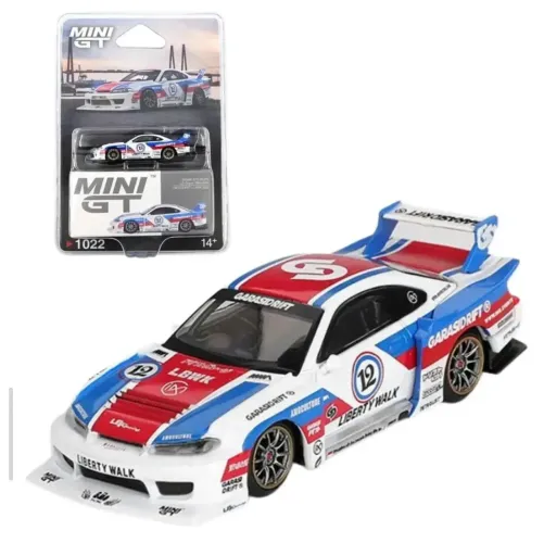 Mini GT Nissan S15 Silva