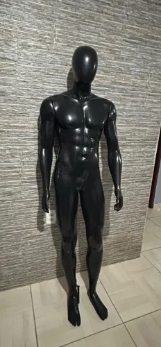 Manequim preto