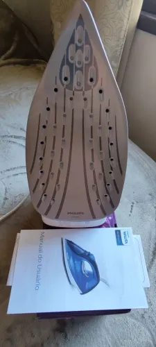 Ferro de passar roupa não foi usado