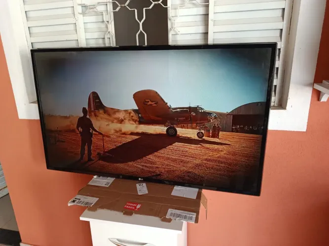Televisão LG 43°