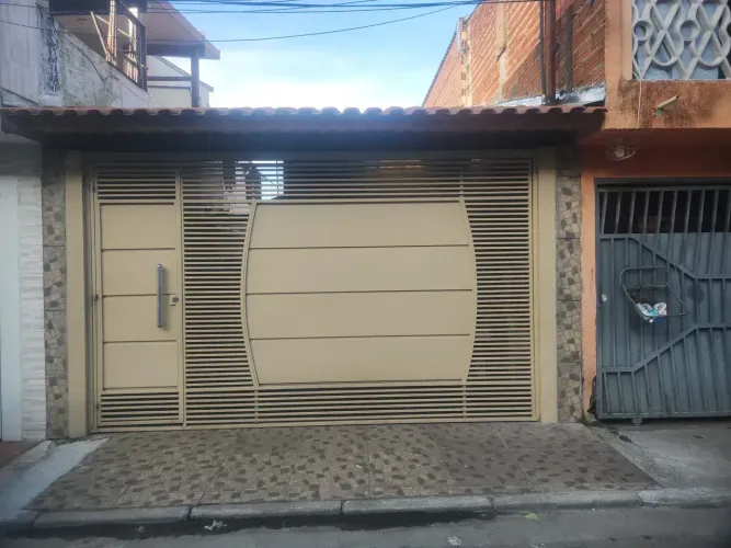 Casa para venda tem 100 metros quadrados com 2 quartos em Vila Lúcia - Poá - São Paulo