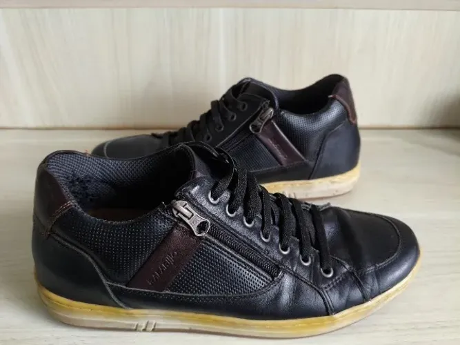 Sapatênis   Rafarillo  n. 39   em Couro     todo original  , Top de Linha  . 