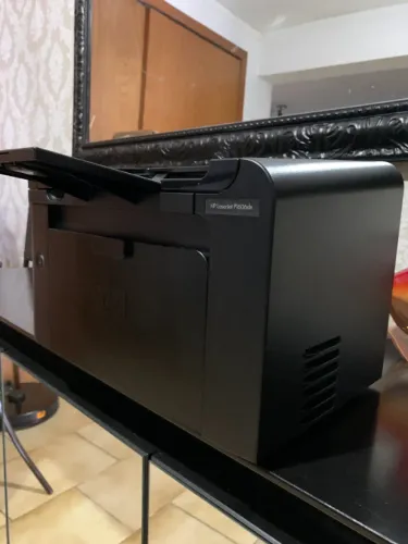 Impressora HP LaserJet P1606dn Laser Rápida Eficiente Conexão Ethernet