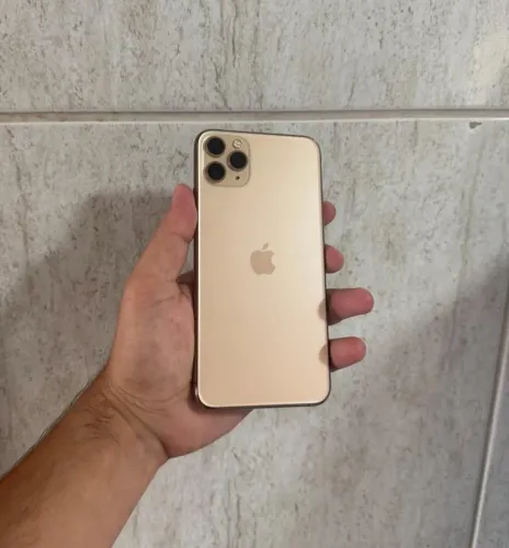 IPhone 11 Pro Max dourado Face iD ok aceito troca