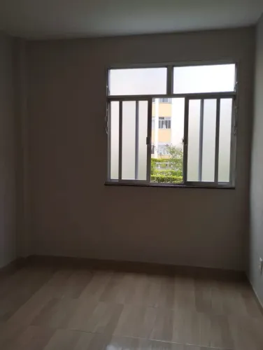 Imóvel para aluguel tem 40 metros quadrados com 1 quarto em Centro - Petrópolis - RJ