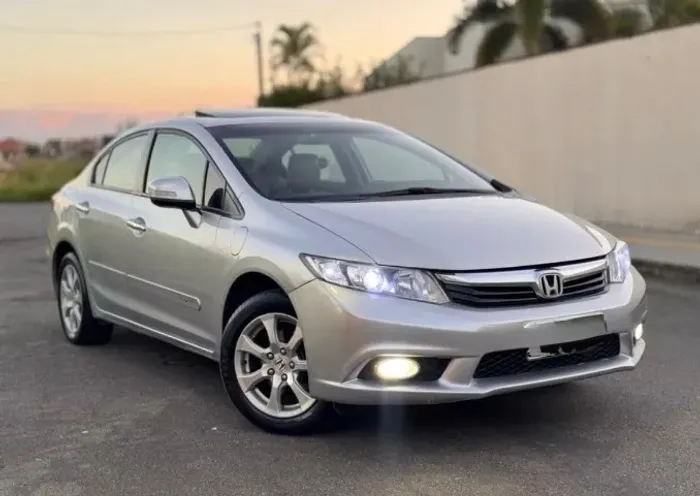 Honda Civic Sedan EXS 1.8/1.8 Flex 16V Aut. 4P 2012