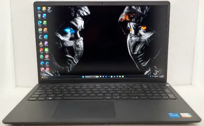 Vendo Notebook Gamer Dell Core i5 11ªG Iris Xe, Tela IPS Fhd com 8Gb e Ssd nvme