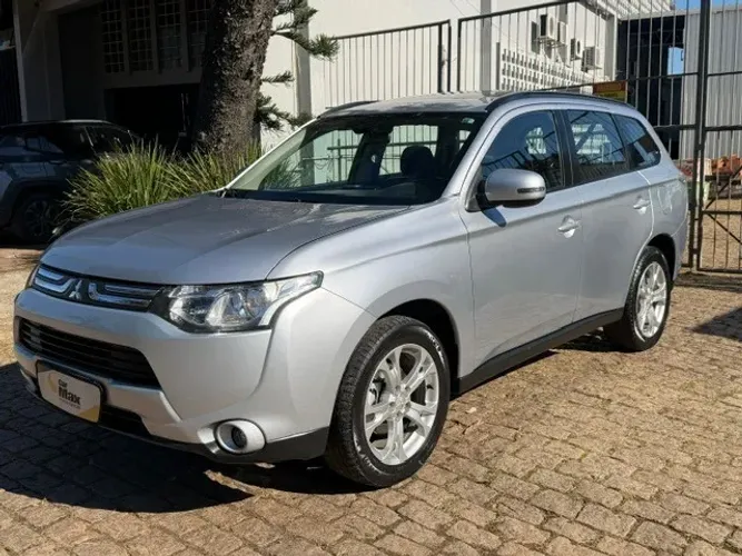 Mitsubishi Outlander 2.0 16V 160cv Aut. 2014