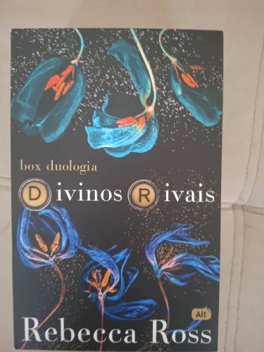 Divinos Rivais
