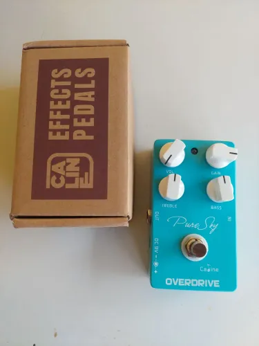 Pedal pure Sky zerado na caixa.