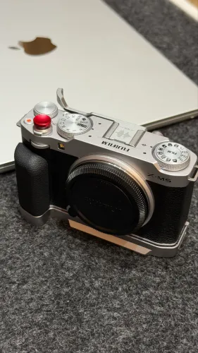 Câmera Fujifilm XM-5 (Apenas corpo) (Nova)