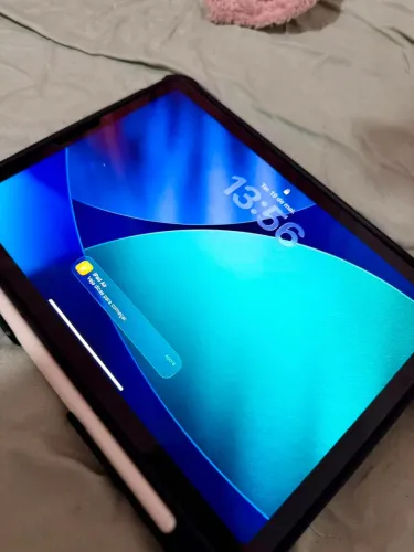 iPad Air 5ª geração com caneta e teclado - TROCO POR PS5