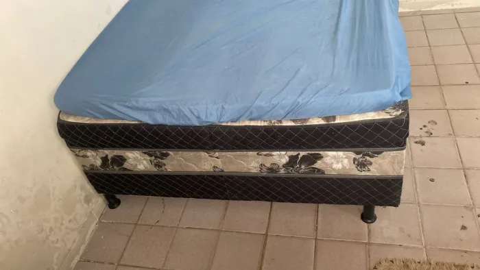 Cama box