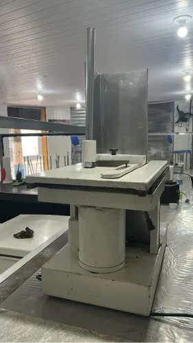 Fatiadora elétrica de frios 