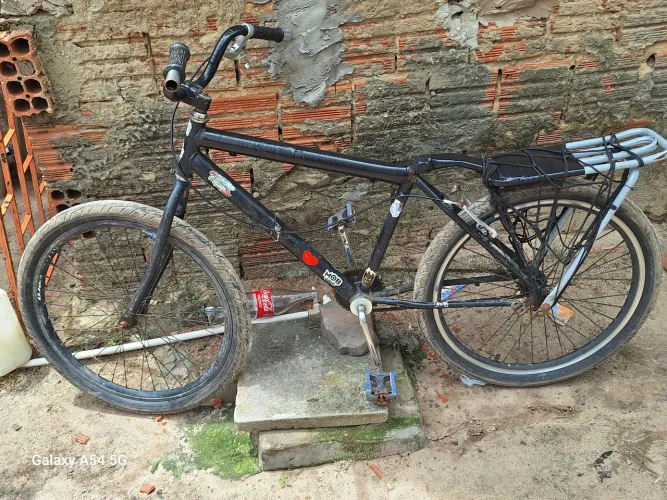 Bicicleta aro 24 montadinha troco ou vendo, troco em aro 20