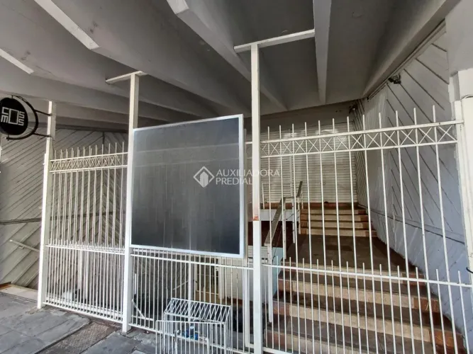 Excelente oportunidade para instalar seu negócio no coração do Moinhos de Vento, um dos ba