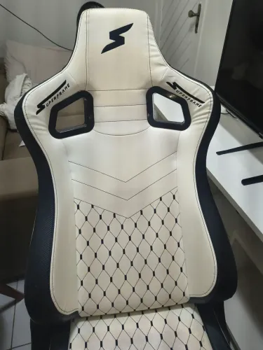 Cadeira gamer super conservada