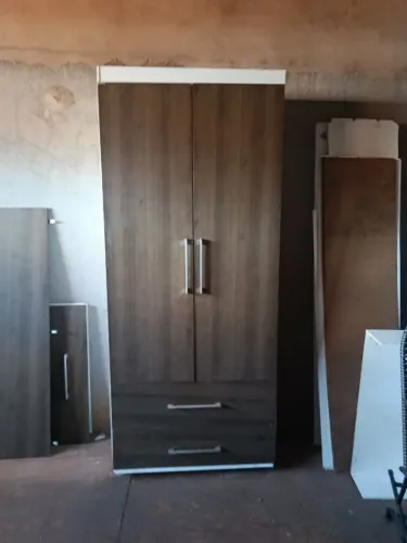 Guarda roupa de solteiro usado