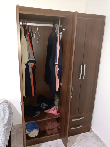 GUARDA ROUPA SOLTEIRO