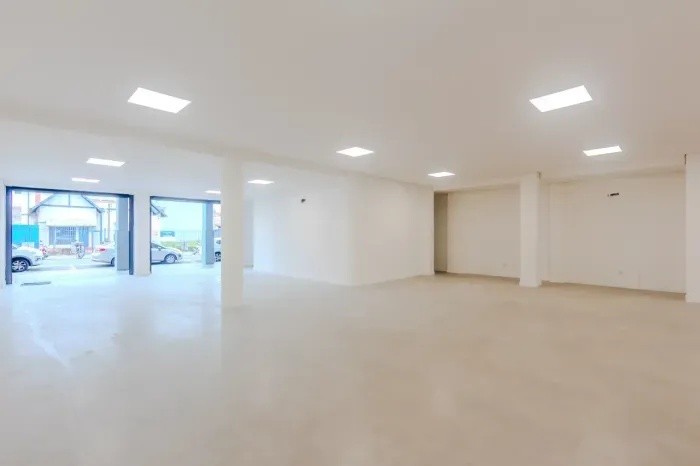 Ponto comercial/Loja/Box para aluguel com 400 metros quadrados